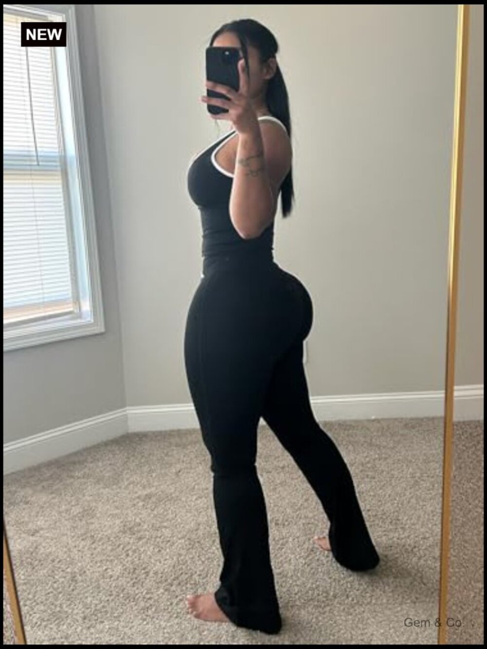 2 Piece Crop Top and Flare Pants Lounge Set Tracksuit - Picture 3 of 5